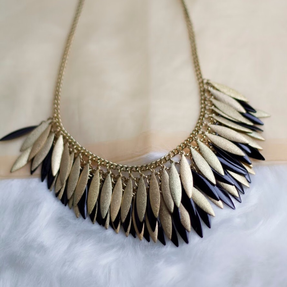 Faux Feather Necklace